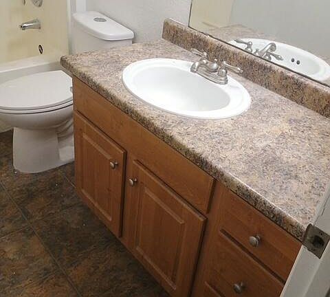 4th image of 3810 N MARYVALE Parkway #1096