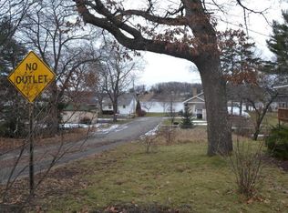 15772 Margaret Ave, Spring Lake, MI 49456