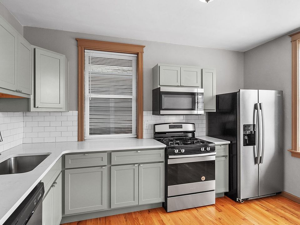 1st image of 4918A Tholozan Ave #0