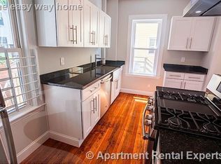 27 Kelly Rd #3S, Cambridge, MA 02139