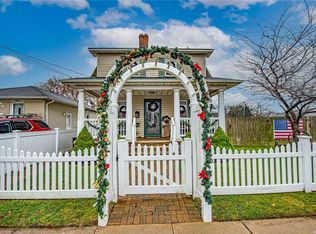 2873 Stevens St, Oceanside, NY 11572
