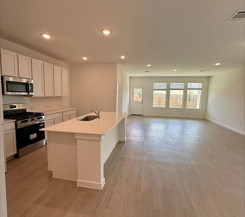 2nd image of 14828 Granite Garden