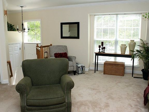3rd image of 6104 Baldridge Dr