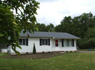 1712 Hillcrest St, Lansing, MI 48910