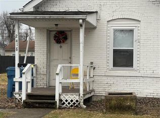 2418 E 25th St, Granite City, IL 62040