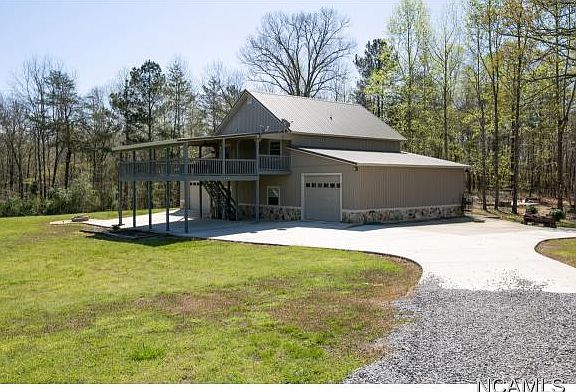 2nd image of 273 Kenwood Ln