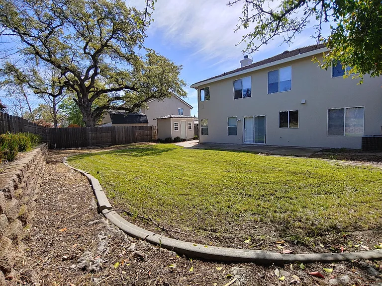 4234 Crazy Horse Rd — Photo 22