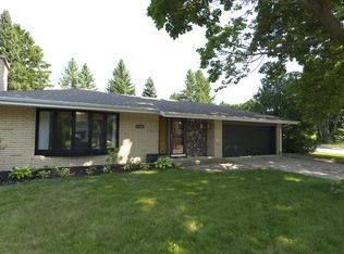1028 17th Ave, Grafton, WI 53024