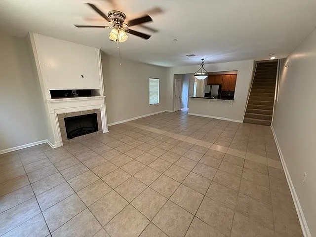 1325 Stone Rd #204 — Photo 5