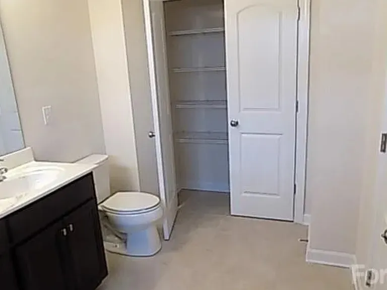 5633 Garrow Glen Rd — Photo 16