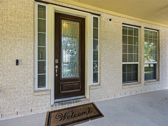 3rd image of 4511 Haviland Falls Dr