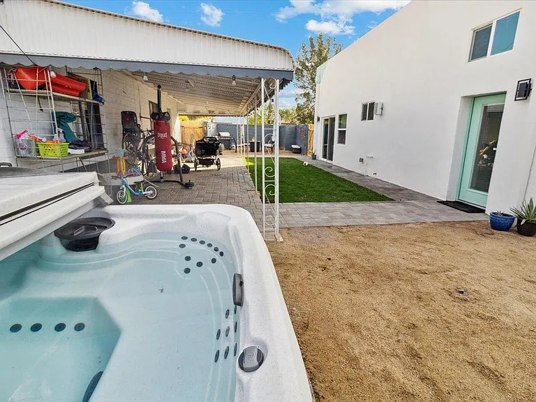 1701 W Mitchell Dr #CASITA — Photo 13