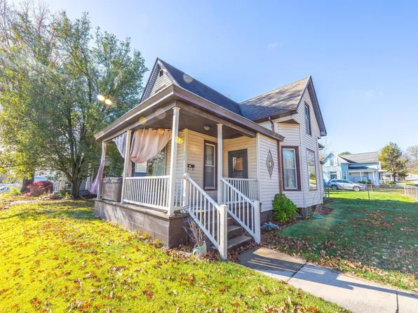 320 N Walnut St, Huntingburg, IN 47542