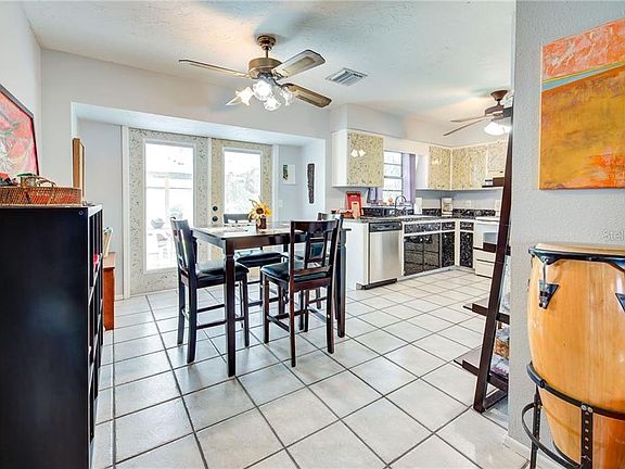 3rd image of 10513 Oceanspray Blvd