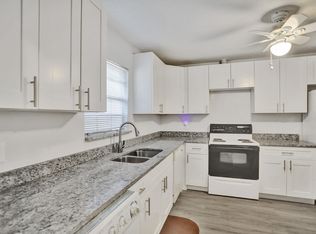 164 Amherst Ln, Lake Worth, FL 33467