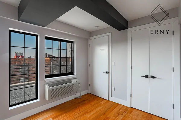 Rented by ERNY LLC | media 4