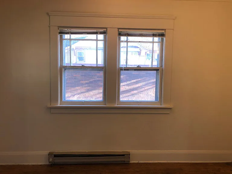 1348 Oak St — Photo 5