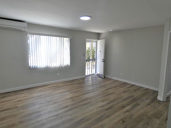 3rd image of 2503 Manhattan Ave APT B
