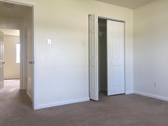 5th image of 44 Ryan Ln APT 2