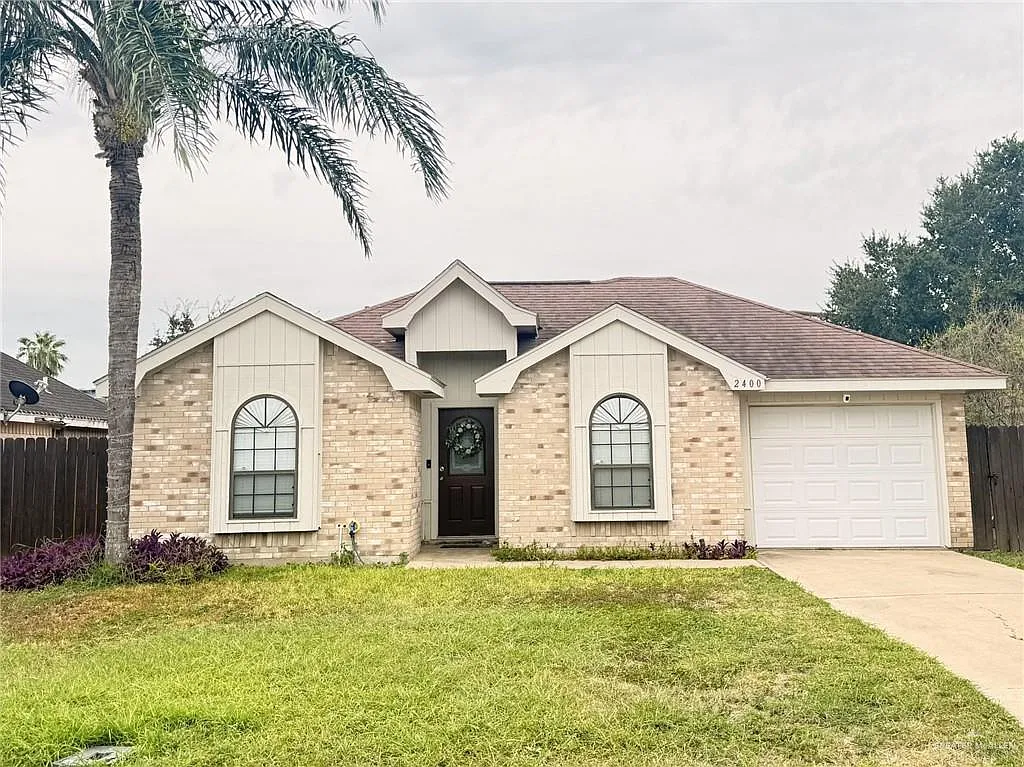 2 bed, 1.0 bath, 955 sqft, $1,100 — Photo 2