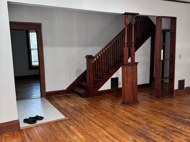 703 Peterson St — Photo 13