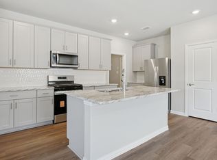 825 Wisteria Ln, Lavon, TX 75166