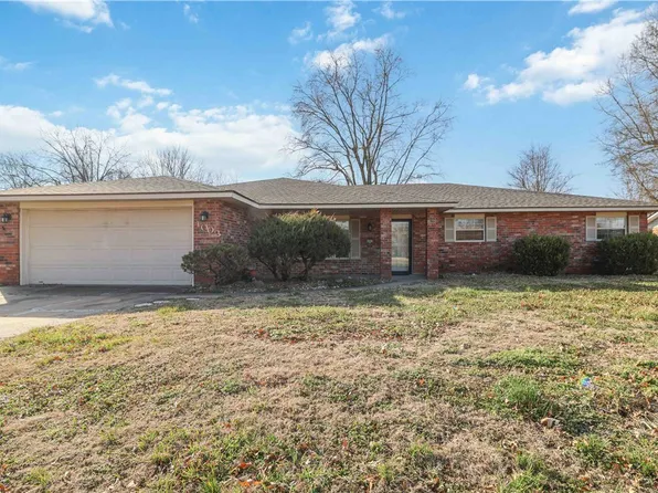 4003 Chapman Ave, Springdale, AR 72762