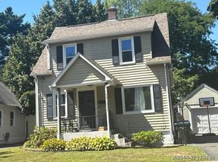 79 Dana St, Springfield, MA 01104