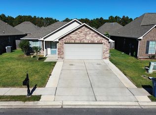 356 Long Hill Dr, Sulphur, LA 70665