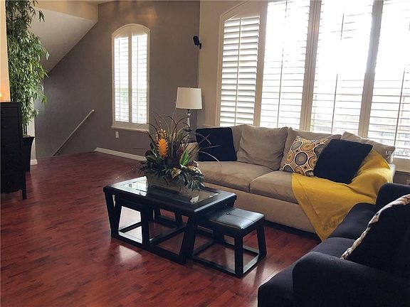 4th image of 6954 Della Dr #4
