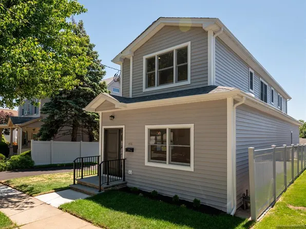 496 Central Ave, Carlstadt, NJ 07072
