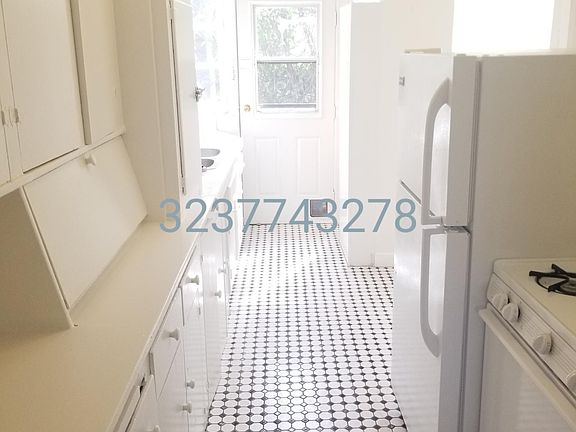 4th image of 5836 Camerford Ave