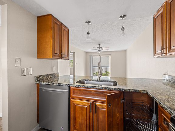 4th image of 5046 Terrace Palms Cir Unit 202