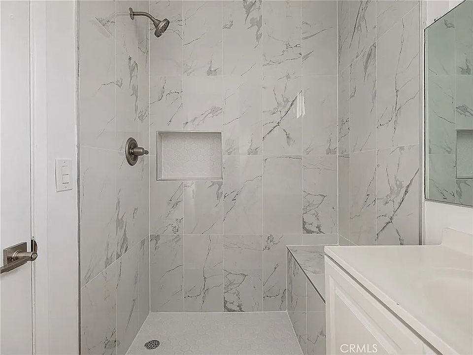1st image of 223 Virginia St