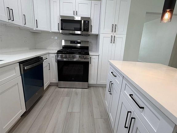 5th image of 2814 Truxillo St #1