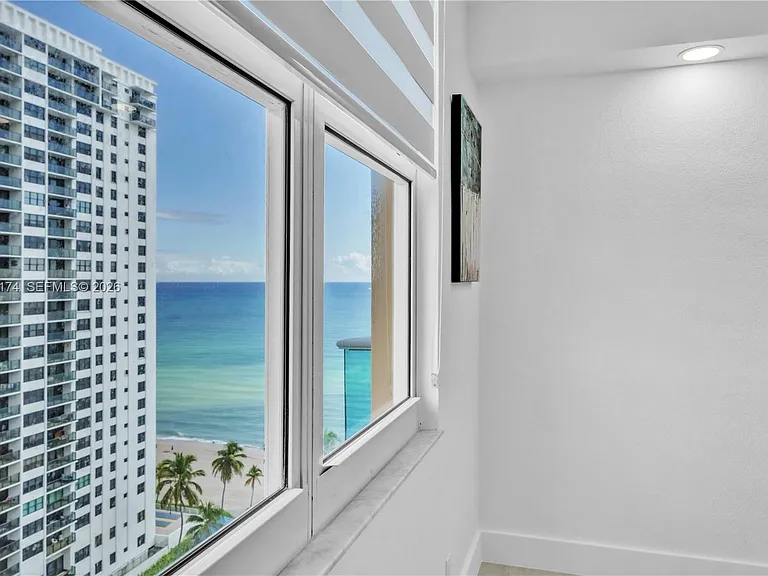 2501 S Ocean Dr #Penthouse 38 — Photo 20
