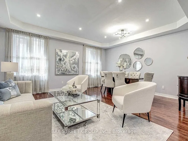 134 Ascalon Dr #UPPER — Photo 3