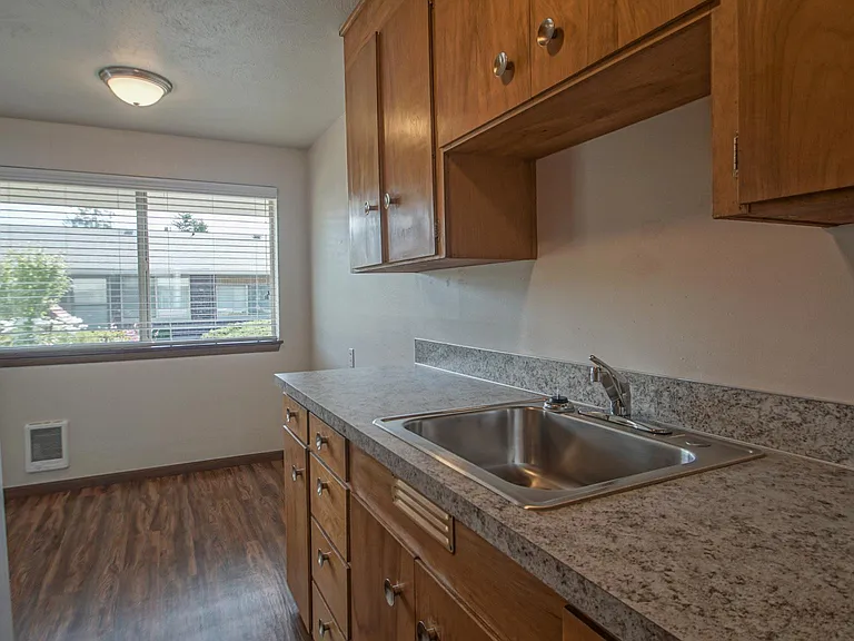 3315 6th Ave #3 — Photo 7