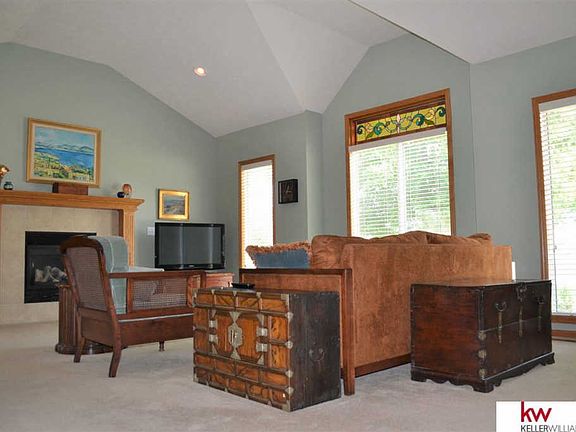 3rd image of 4006 Buccaneer Blvd