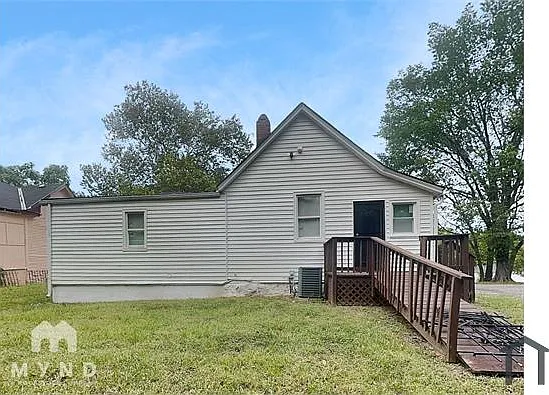 4319 E 56th St — Photo 16