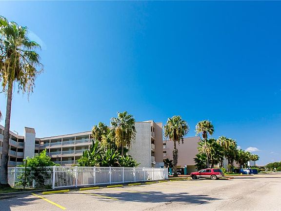 3rd image of 3938 Surfside Blvd Unit 1341