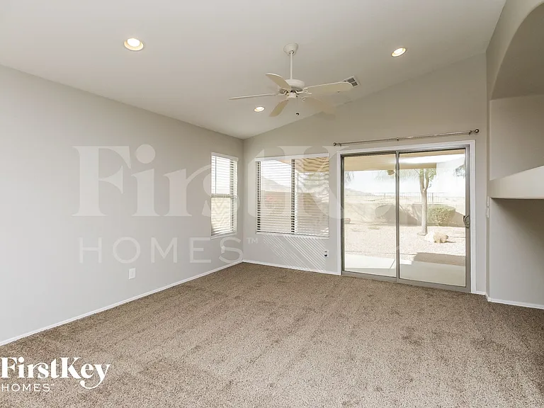 35426 N Happy Jack Dr — Photo 5