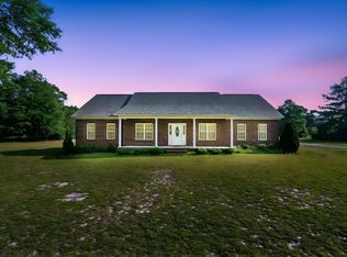 527 Live Oak Methodist Church Rd, White Oak, NC 28399