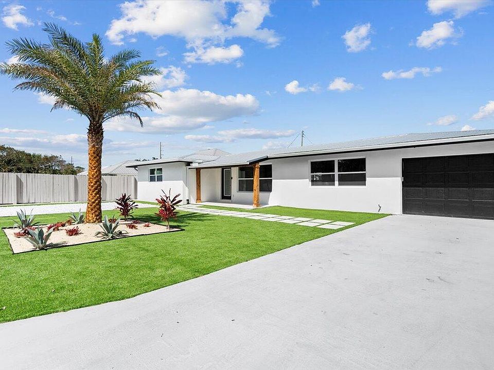 1st image of 12994 SE Papaya Street