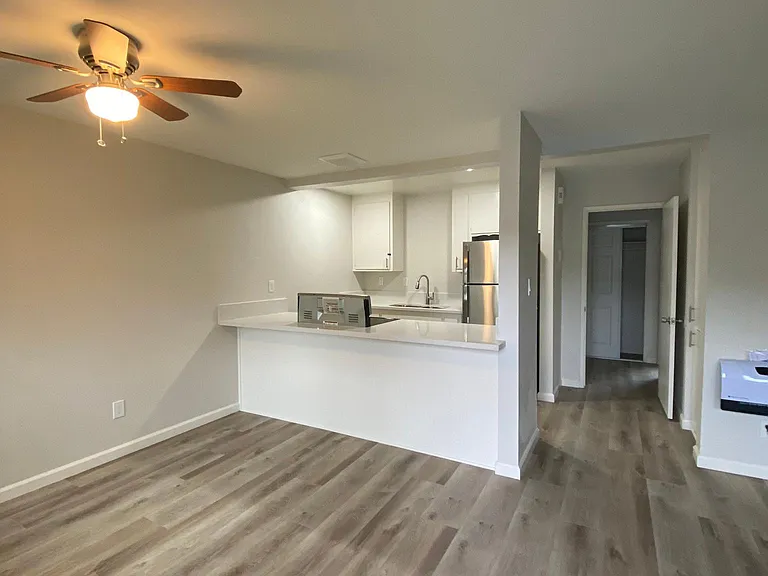648 Felton Way — Photo 3