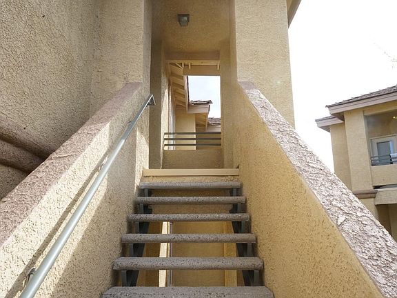 5th image of 9901 Trailwood Dr APT 2068