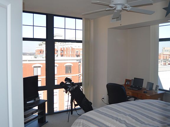 4th image of 1021 N Garfield St APT 807