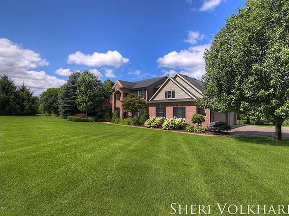 2nd image of 7757 Forest Ct NE
