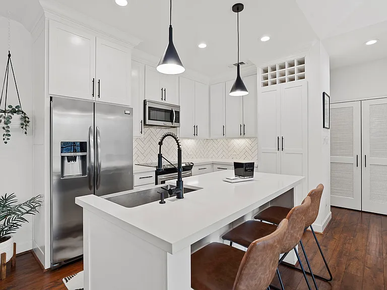 5200 Weslayan St #A-201 — Photo 19