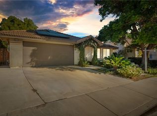 955 Peacock Dr, San Jacinto, CA 92583